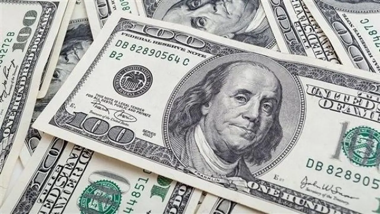 تحركات جديدة في سعر الدولار مقابل الجنيه داخل البنوك خلال تعاملات الأحد